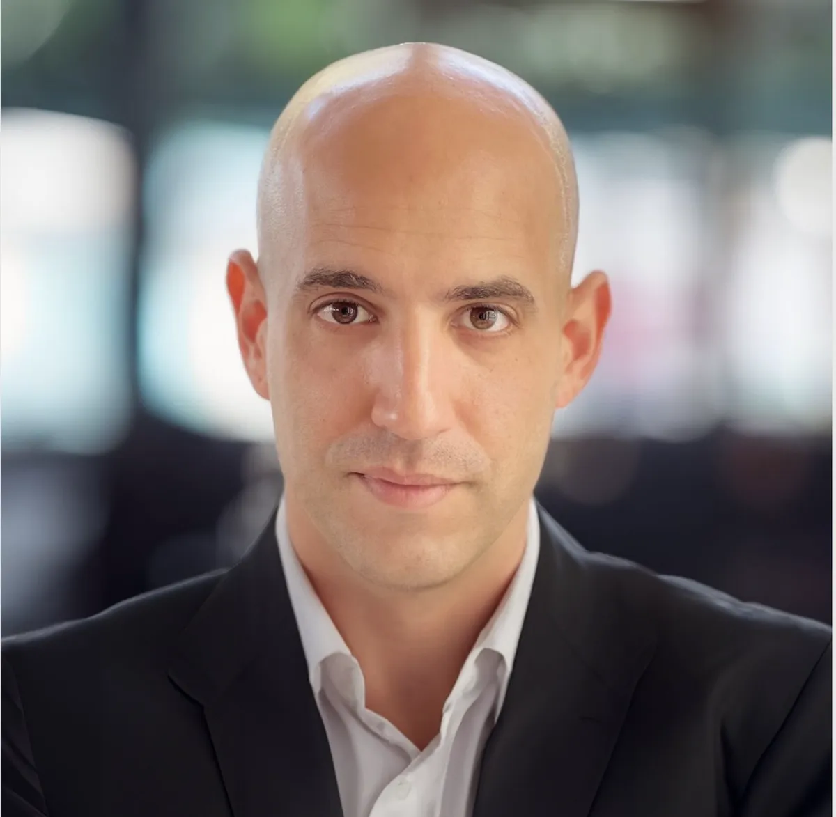 Tomer, conseiller Binaryx, innovateur blockchain et expert marketing