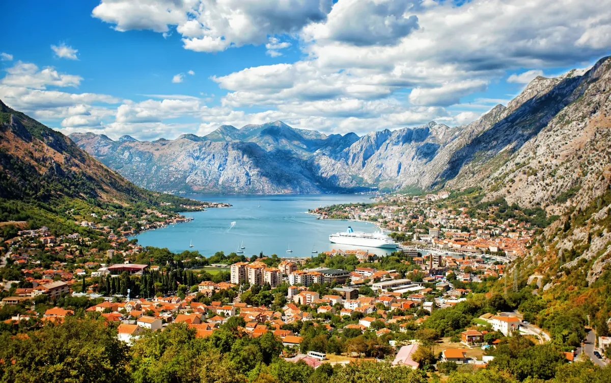 Vue panoramique des montagnes de Bjelasica au Monténégro