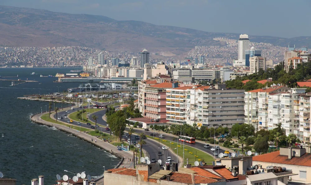 Izmir, perle de l'Égée
